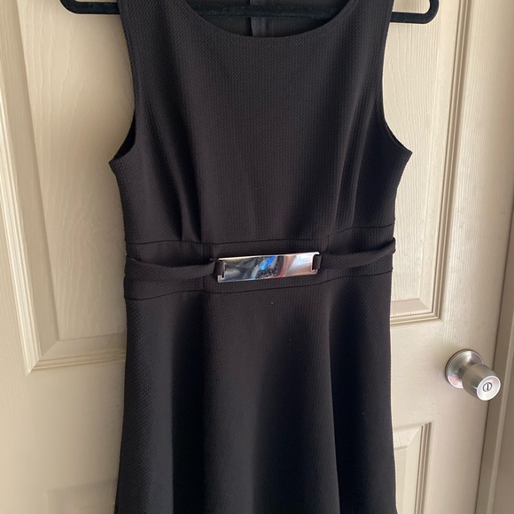 Dresses & Skirts - LBD👗